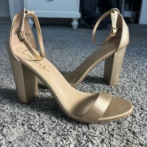 Lulus Taylor champagne gold 4 inch wheels